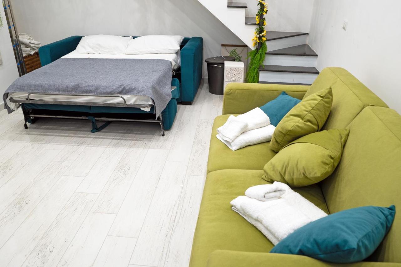 Central Monkey House Apartment เนเปิลส์ ภายนอก รูปภาพ
